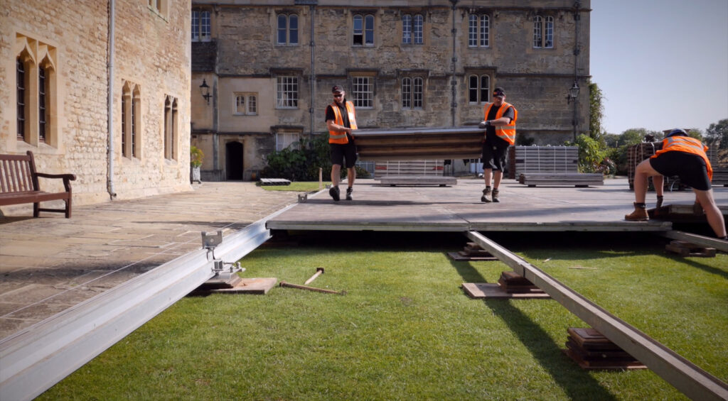 Merton College 0010 10